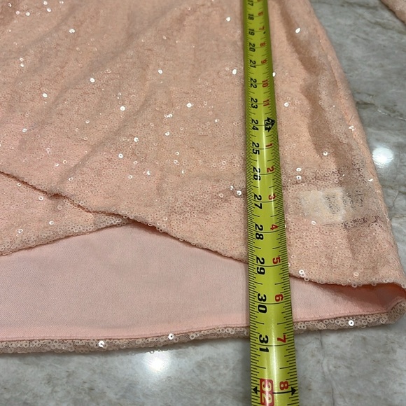 Tobi Deep V Sequin Mini Dress Pale Pink Size Small - Picture 11 of 14